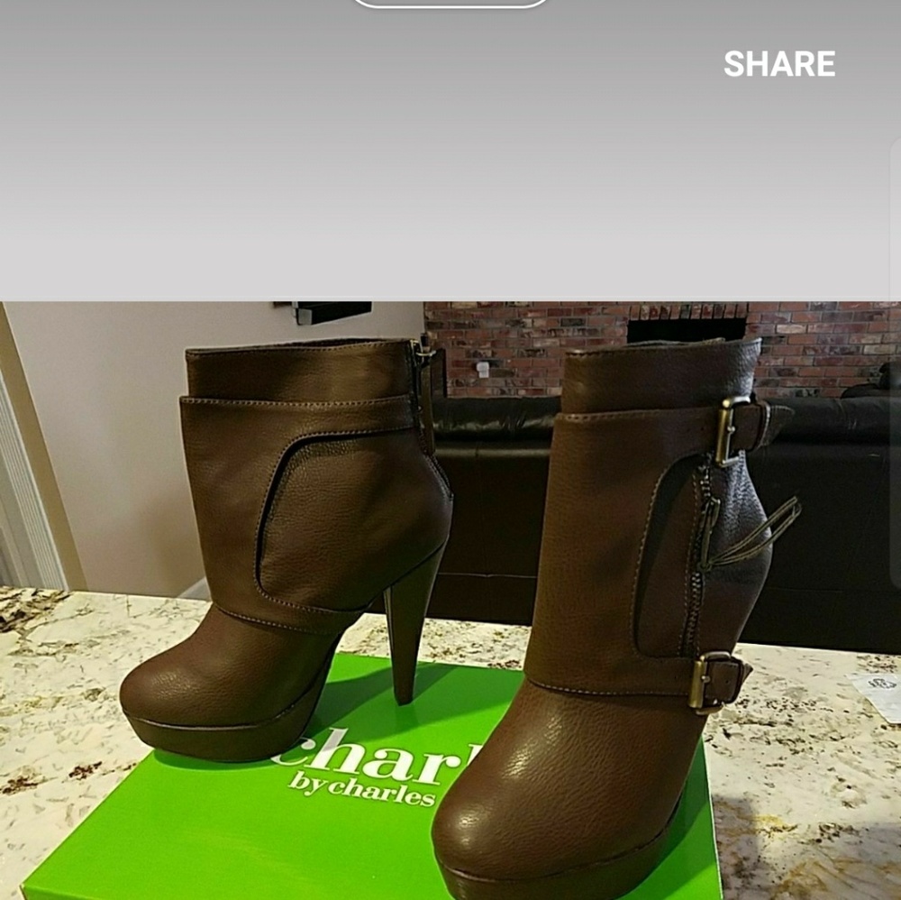 High heel boots
